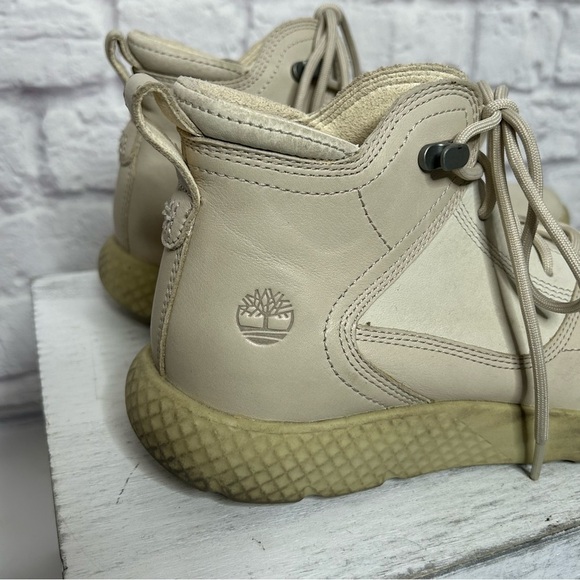 Timberland Women’s Flyroam Hiker Boots - Picture 12 of 16